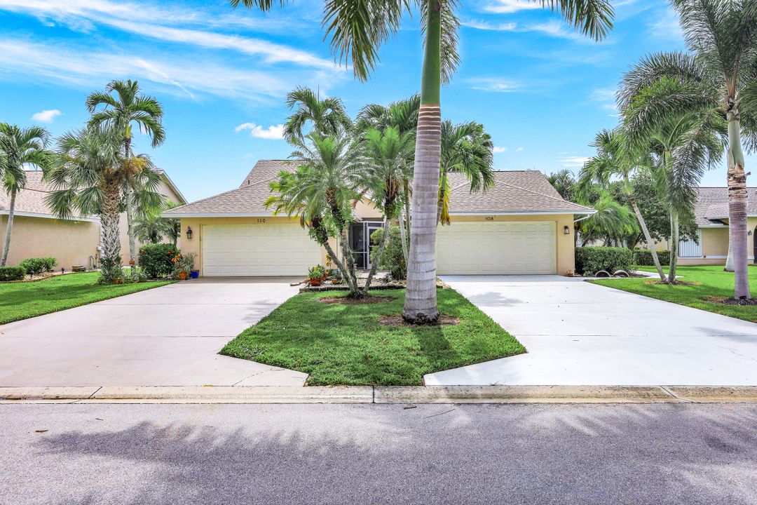 108 Bermuda Dunes Ct, Naples, FL 34113