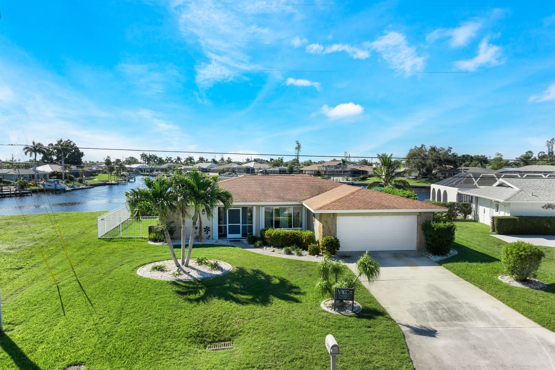 1100 SE 32nd St, Cape Coral, FL 33904