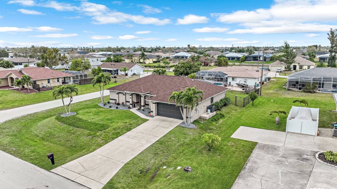 3423 SW 12th Ave, Cape Coral, FL 33914