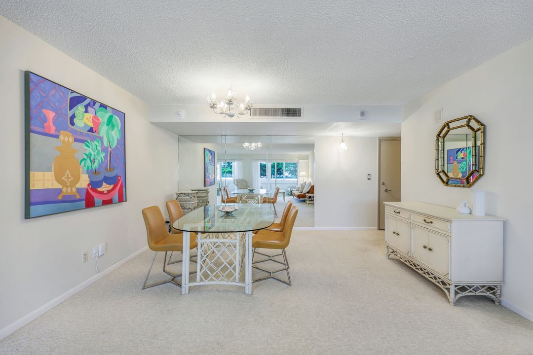 3410 Gulf Shore Blvd N #205, Naples, FL 34103