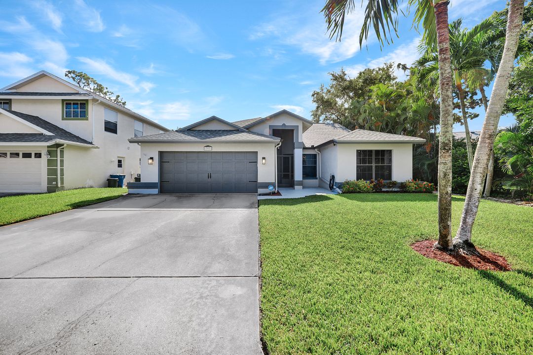 17971 Bermuda Dunes Dr, Fort Myers, FL 33967