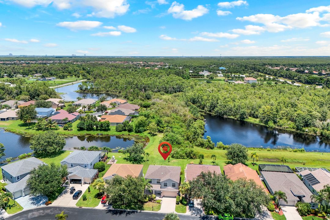 8989 Falcon Pointe Loop, Fort Myers, FL 33912