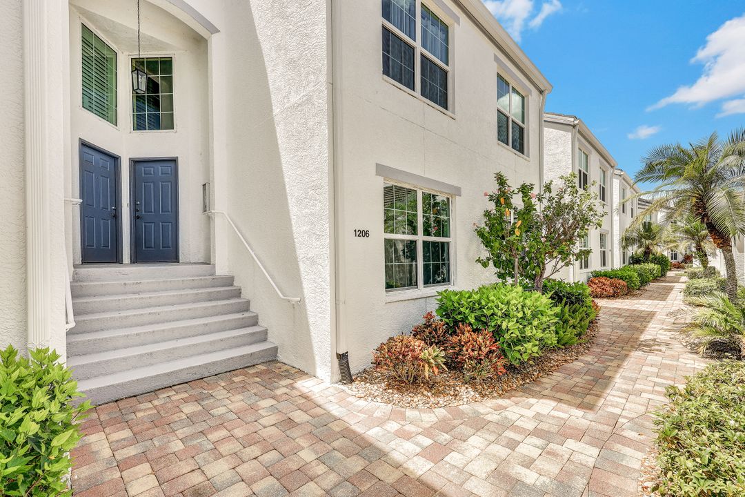 5941 Sand Wedge Ln #1206, Naples, FL 34110