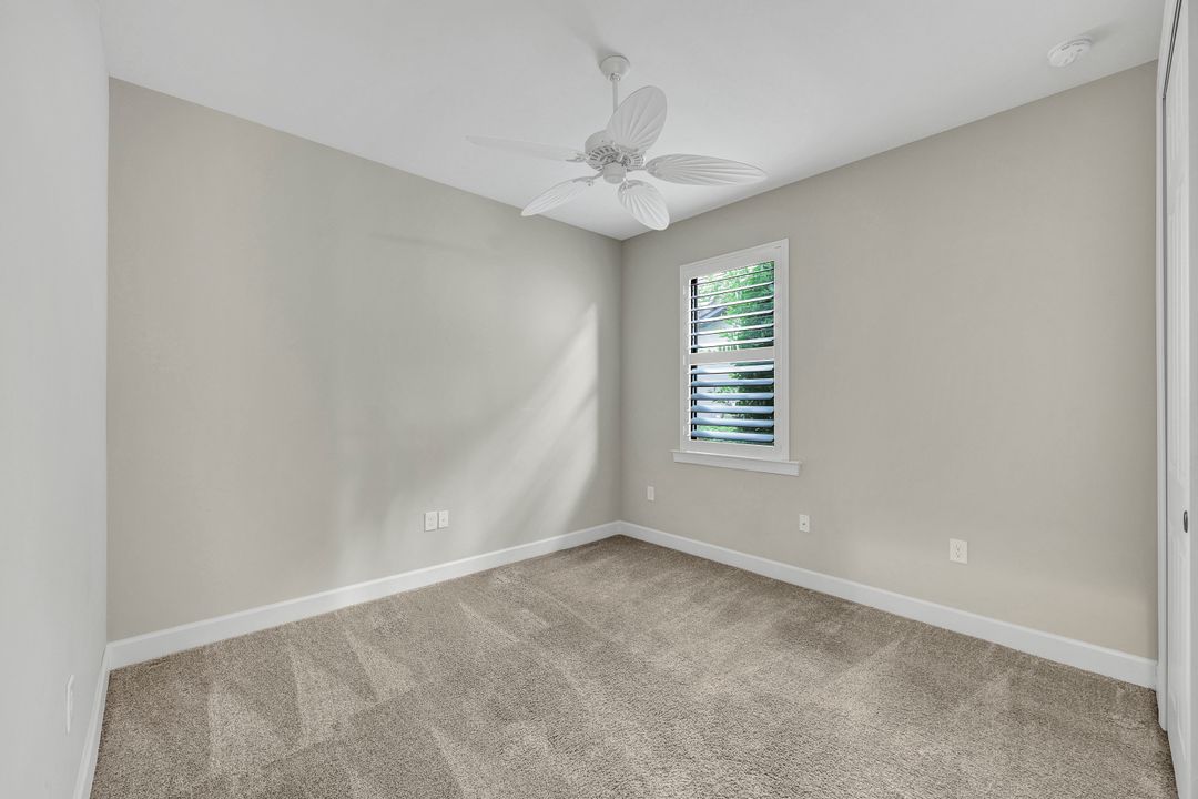 16183 Cartwright Ln, Naples, FL 34110