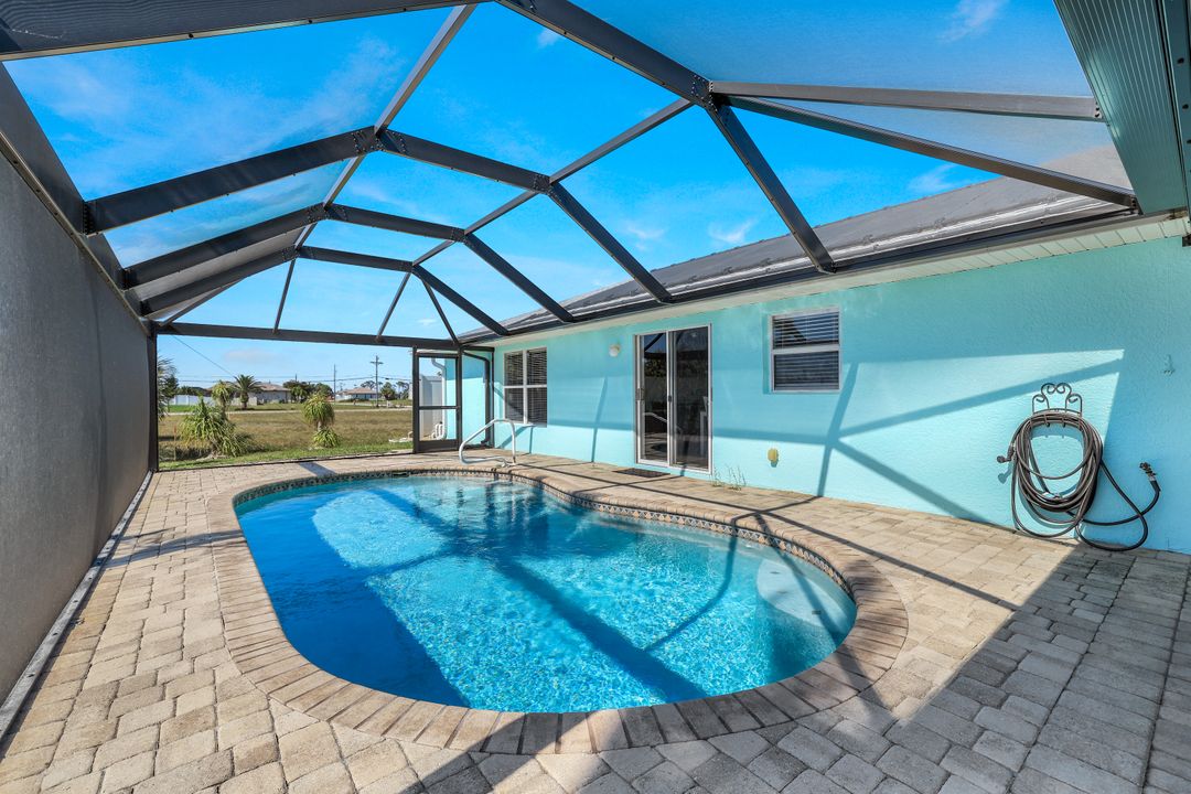 1532 NW 36th Ave, Cape Coral, FL 33993