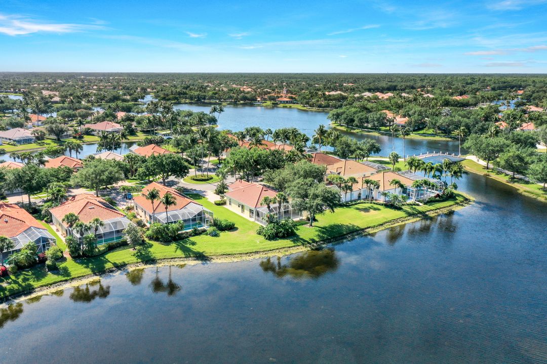 4721 Navassa Ln, Naples, FL 34119