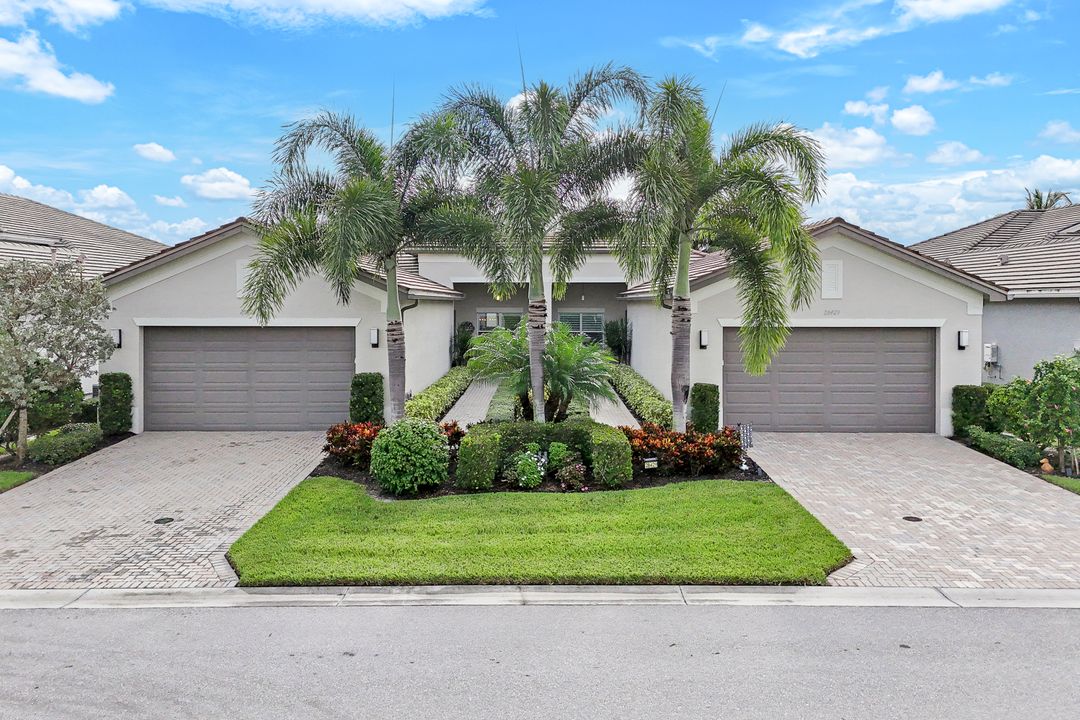 28425 Abruzzo Dr, Bonita Springs, FL 34135