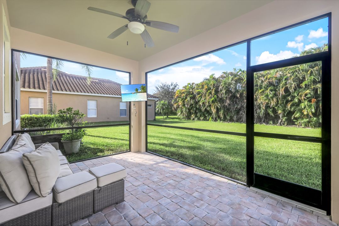 10007 Via San Marco Loop, Fort Myers, FL 33905