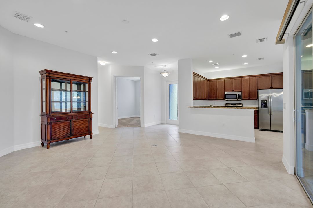 6526 Monterey Point #101, Naples, FL 34105