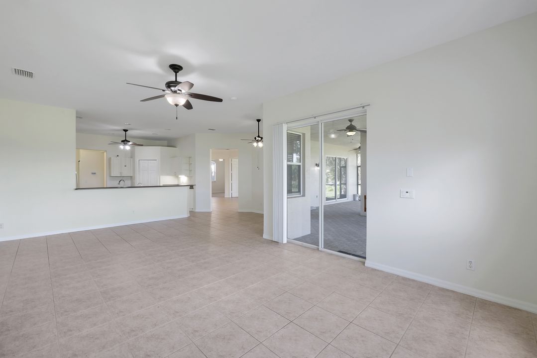 4610 22nd St NE, Naples, FL 34120