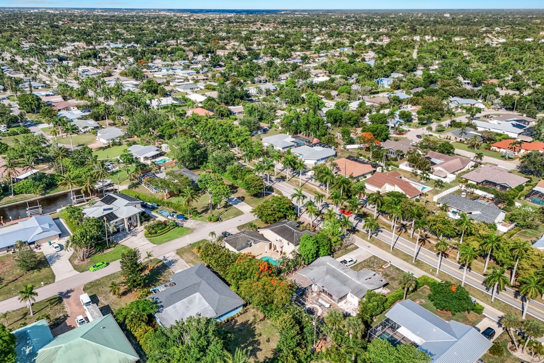 620 Bayside Dr, Fort Myers, FL 33919