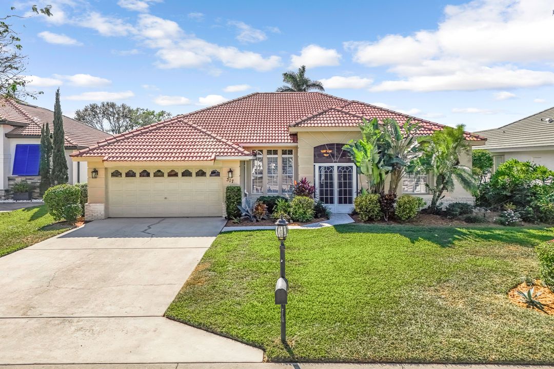 317 Lambton Ln, Naples, FL 34104