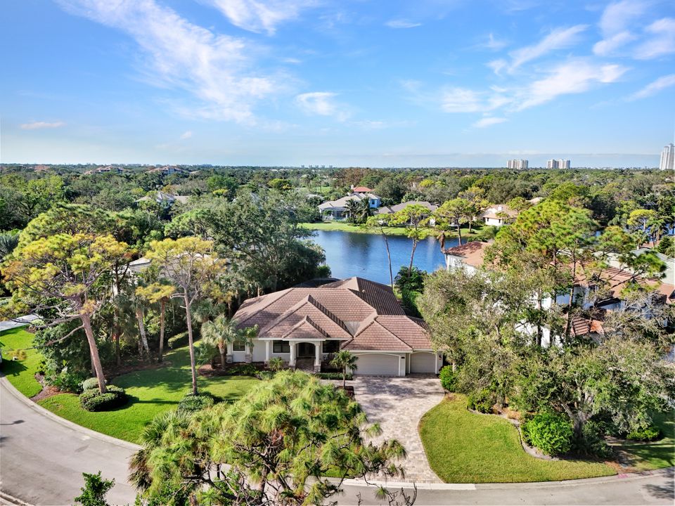 3732 Woodlake Dr, Bonita Springs, FL 34134