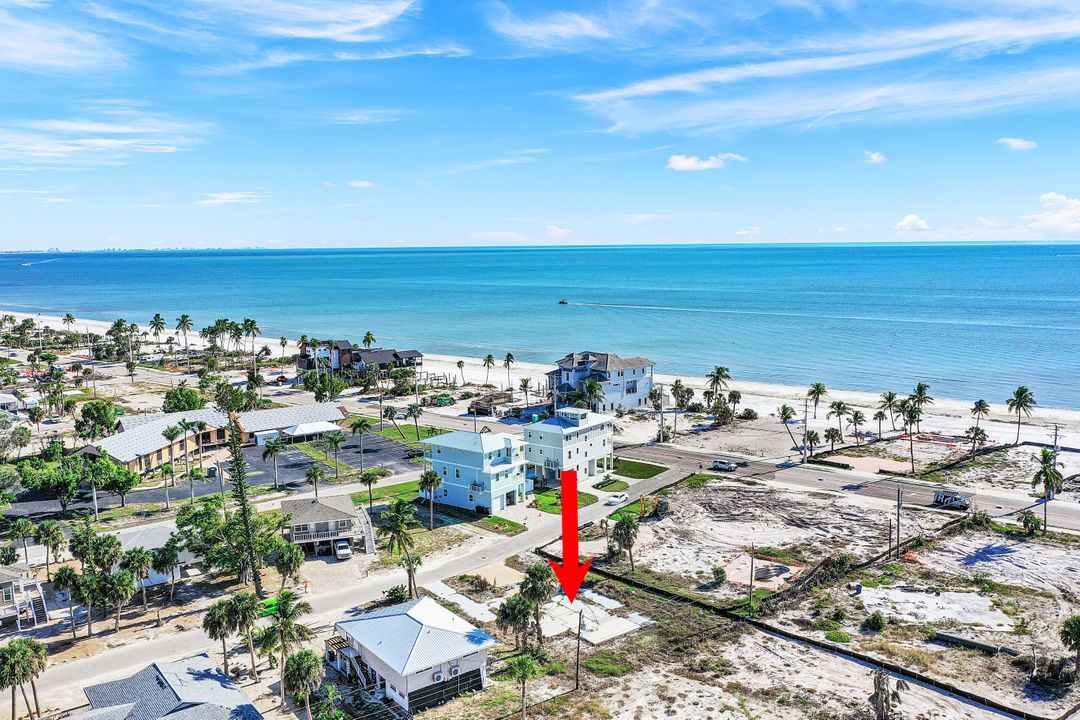 111 Anchorage St, Fort Myers Beach, FL 33931