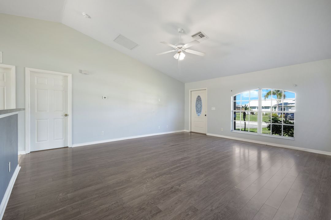 2208 SE 3rd St, Cape Coral, FL 33990