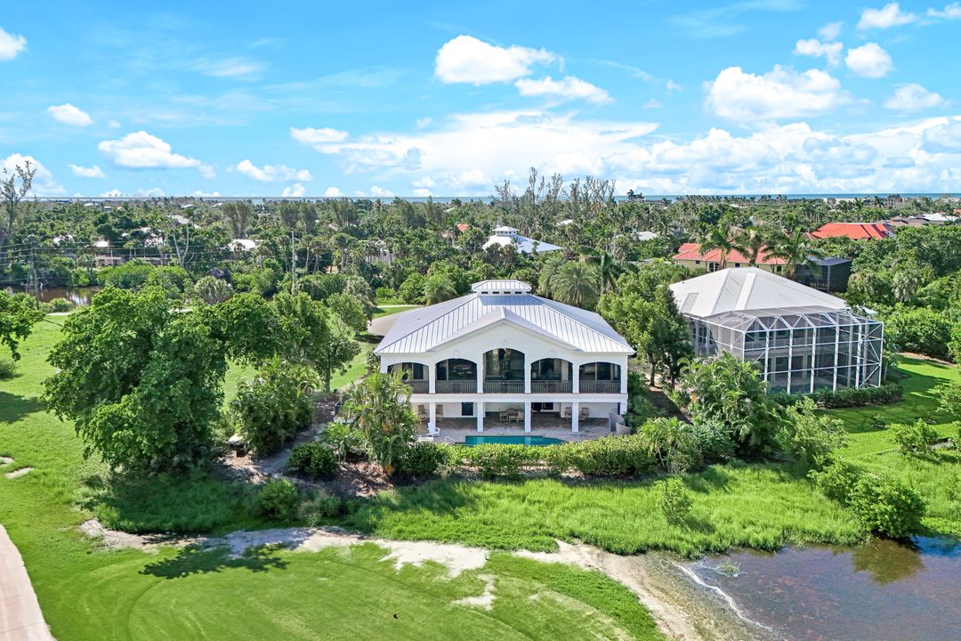 829 Pyrula Ave, Sanibel, FL 33957