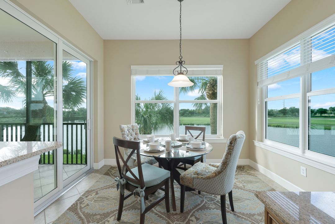 9221 Quartz Ln #202, Naples, FL 34120