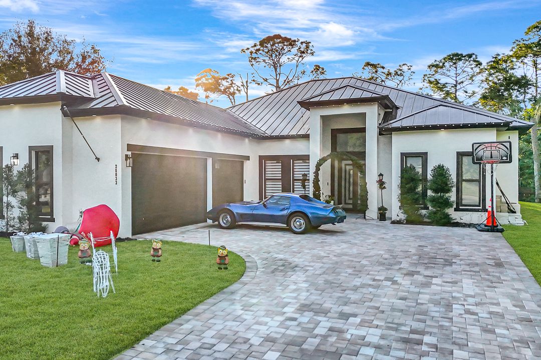 28033 Oak Ln, Bonita Springs, FL 34135