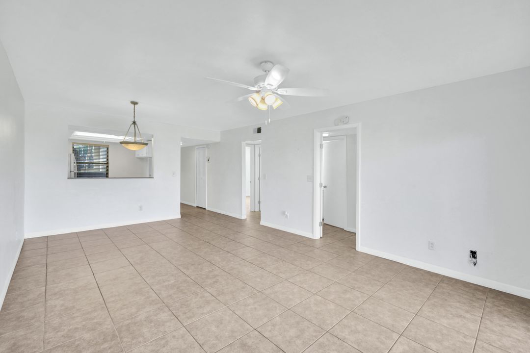 8595 Charter Club Cir #4, Fort Myers, FL 33919