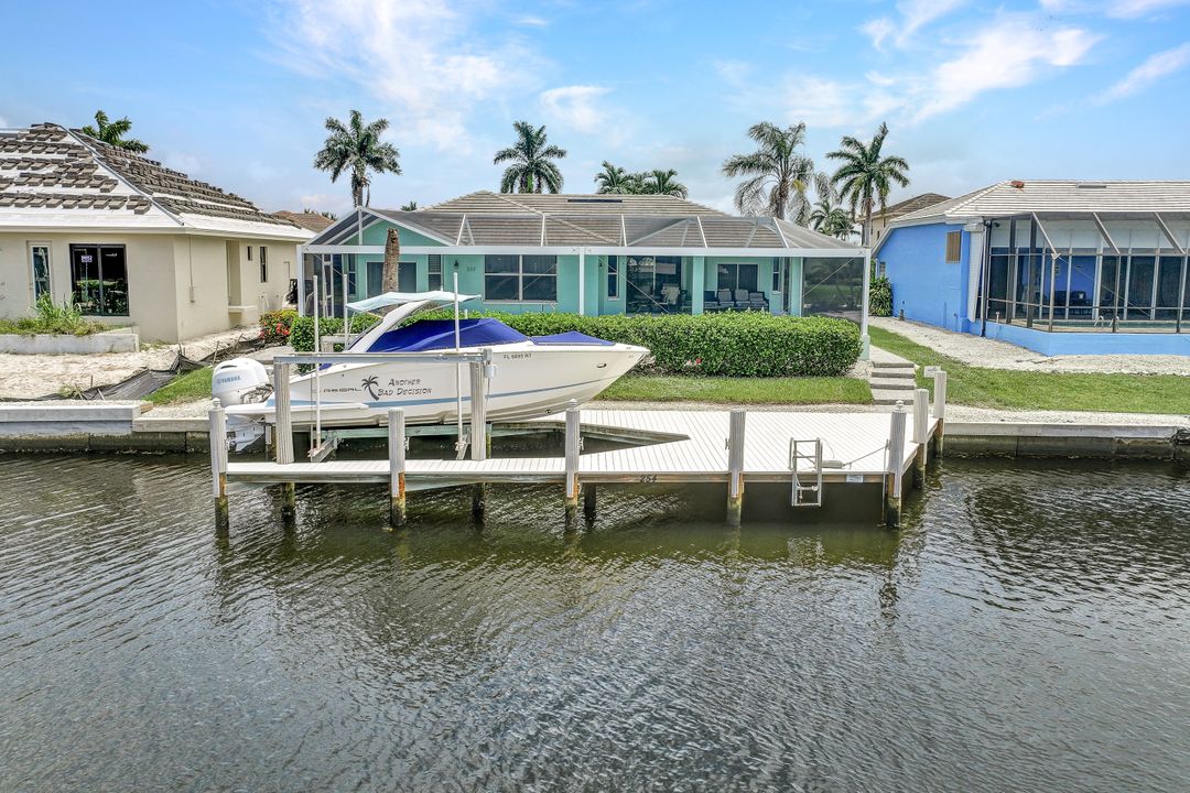 254 Seminole Ct, Marco Island, FL 34145