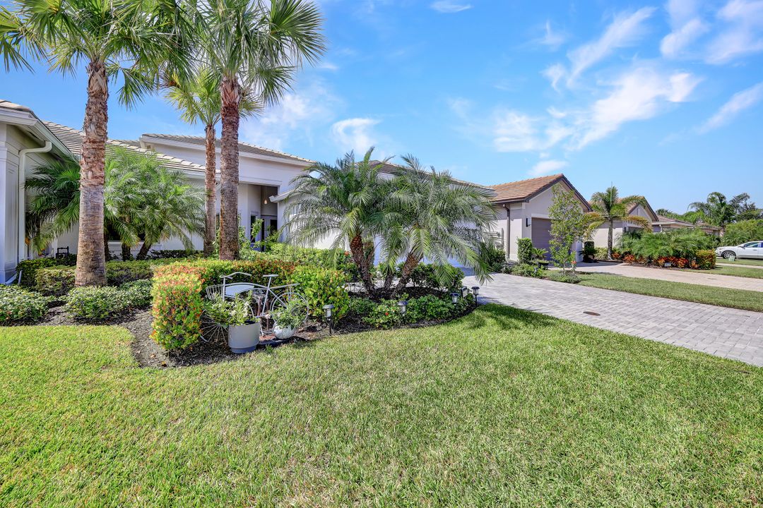 28424 Burano Dr, Bonita Springs, FL 34135