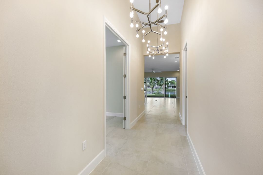 12391 Purple Ficus Wy, Naples, FL 34120