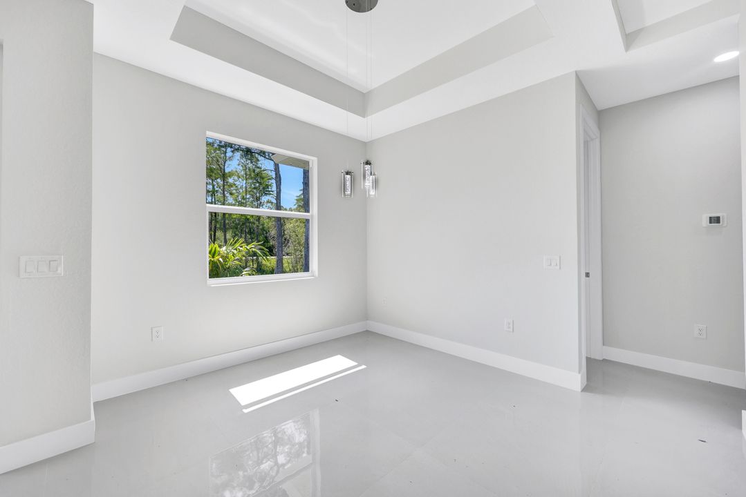 5067 Everglades Blvd N, Naples, FL 34120