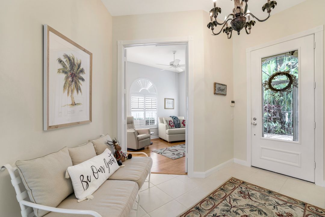 3750 Whidbey Way, Naples, FL 34119