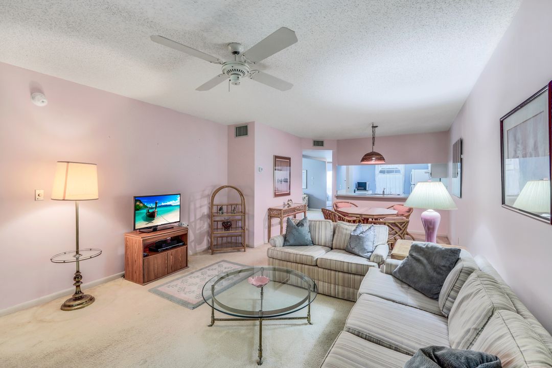 1704 Kings Lake Blvd #106, Naples, FL 34112