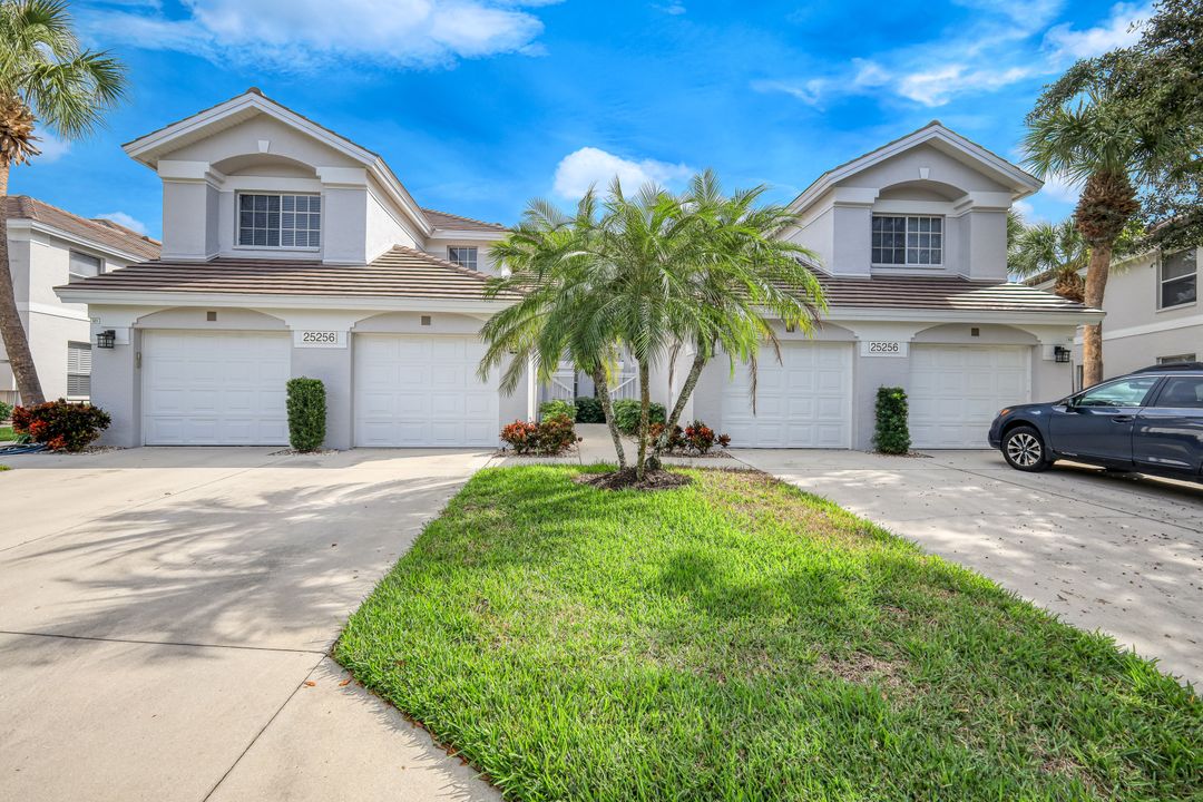 25256 Pelican Creek Cir #201, Bonita Springs, FL 34134