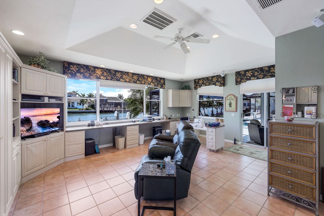 1589 Jamaica Ct, Marco Island, FL 34145