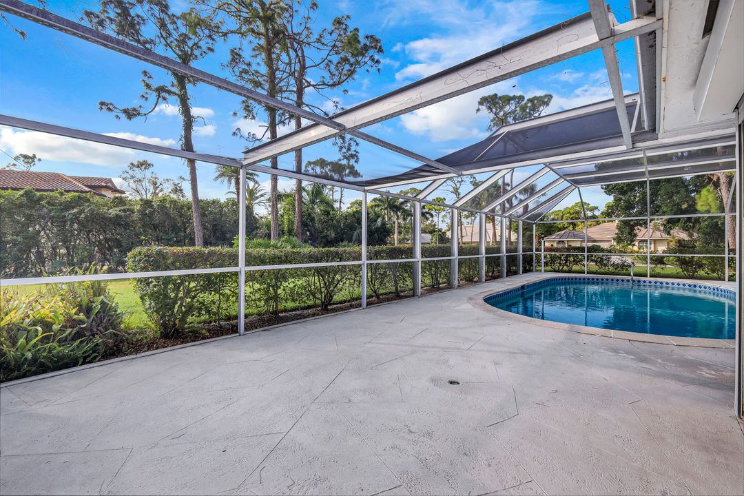 13881 Pine Villa Ln, Fort Myers, FL 33912