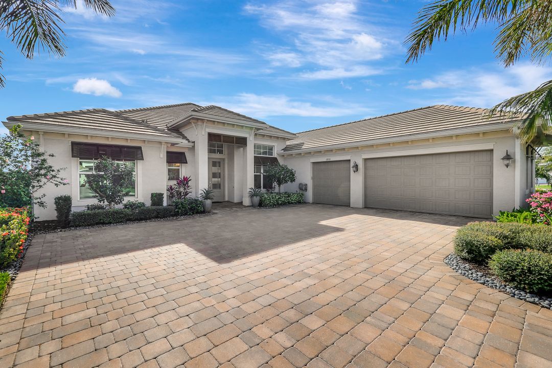 18501 WildBlue Blvd, Fort Myers, FL 33913