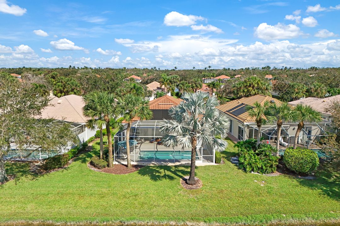 3802 Whidbey Way, Naples, FL 34119