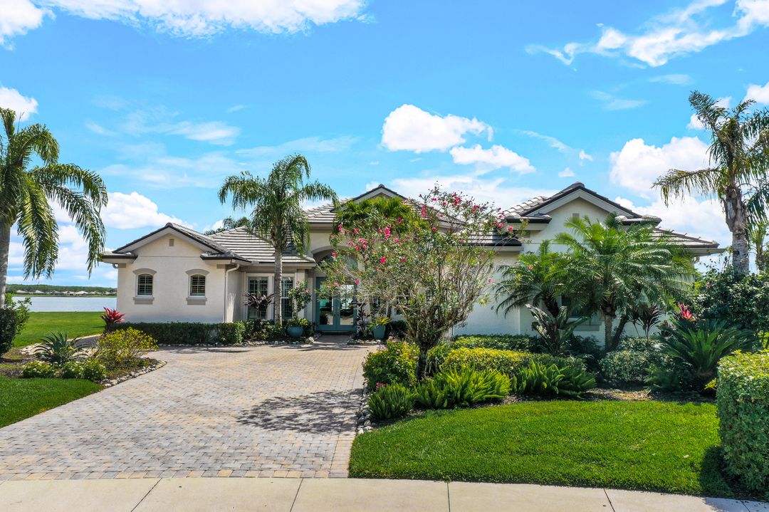 9406 Copper Canyon Ct, Naples, FL 34120