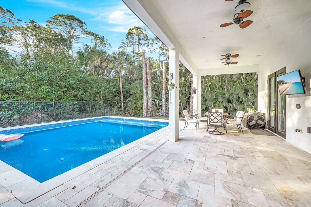 28033 Oak Ln, Bonita Springs, FL 34135