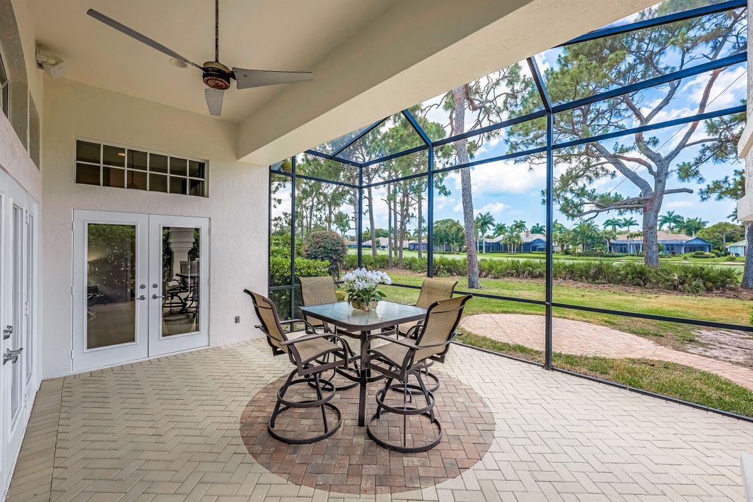 15299 Devon Green Ln, Naples, FL 34110