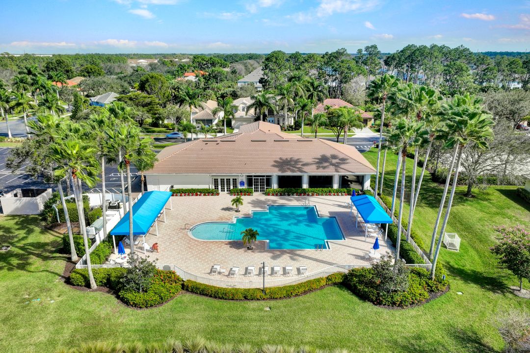 14479 Jekyll Island Ct, Naples, FL 34119