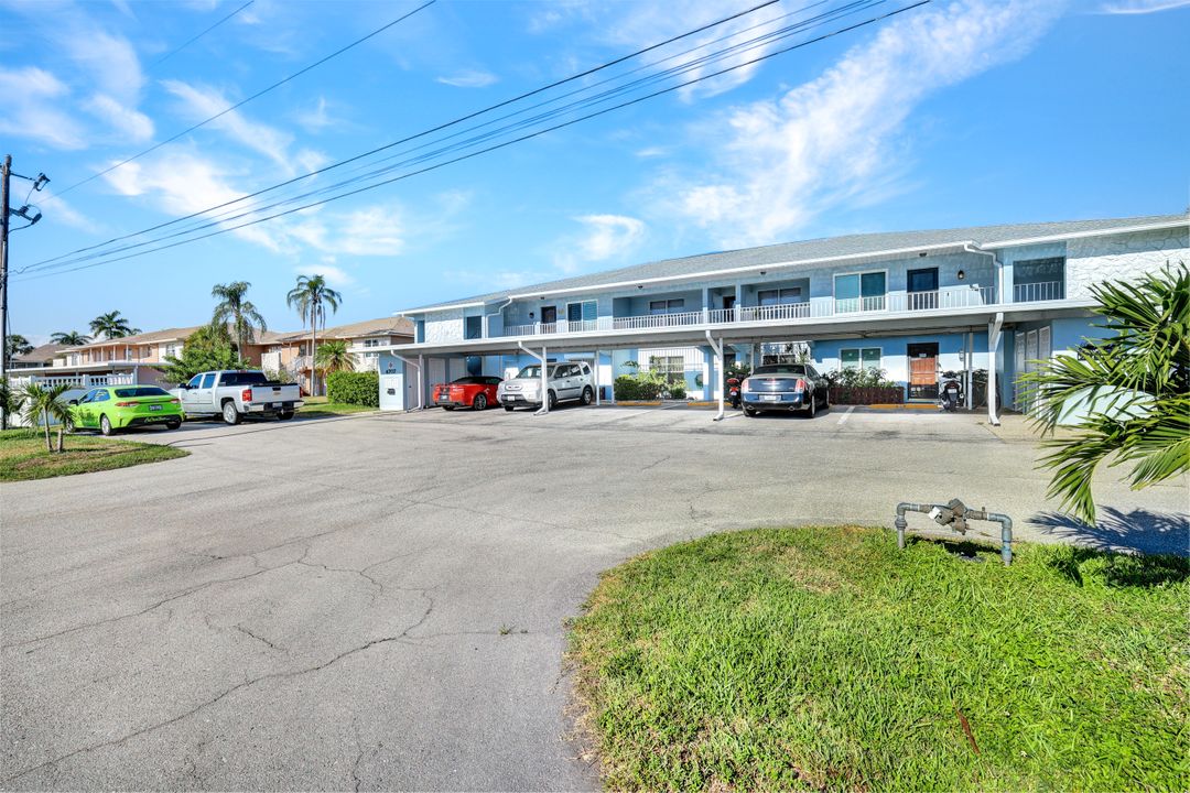 4707 SE 5th Ave #202, Cape Coral, FL 33904