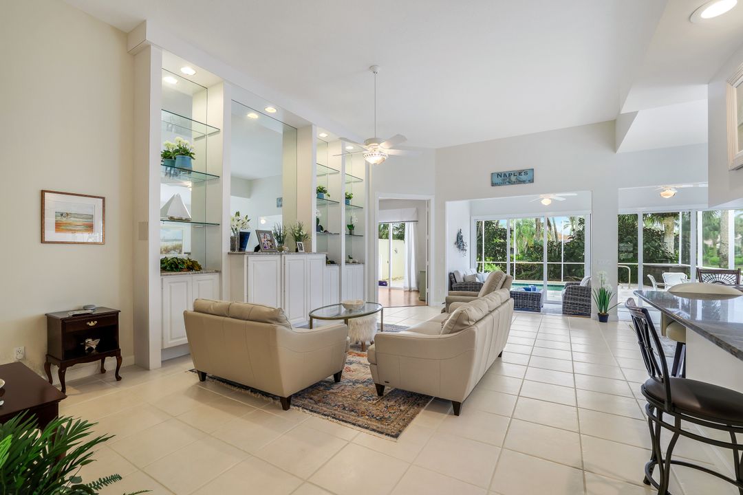 3750 Whidbey Way, Naples, FL 34119