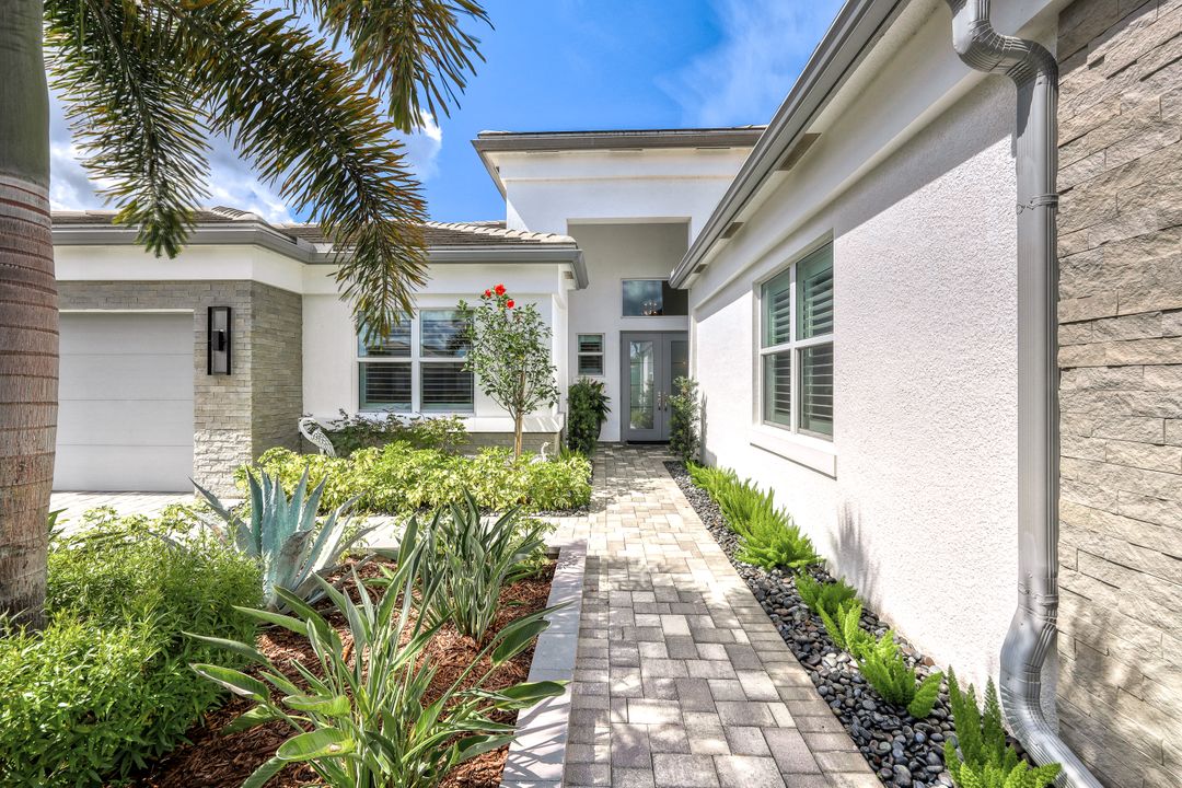 11716 Peony Ter, Naples, FL 34120