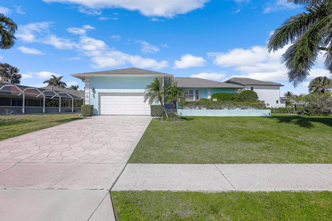 486 Landmark St, Marco Island, FL 34145