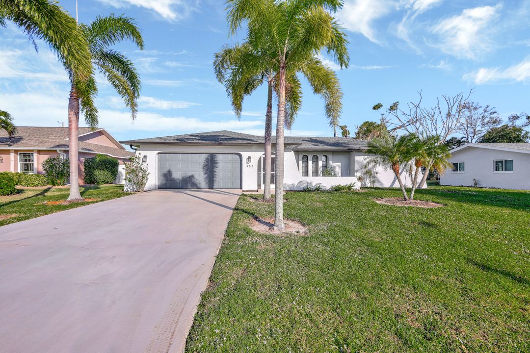 3717 SE 3rd Ave, Cape Coral, FL 33904