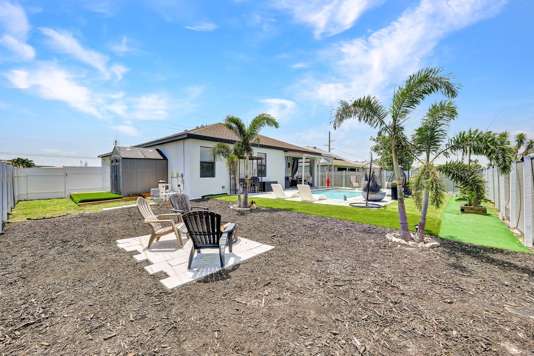 3929 Agualinda Blvd, Cape Coral, FL 33914