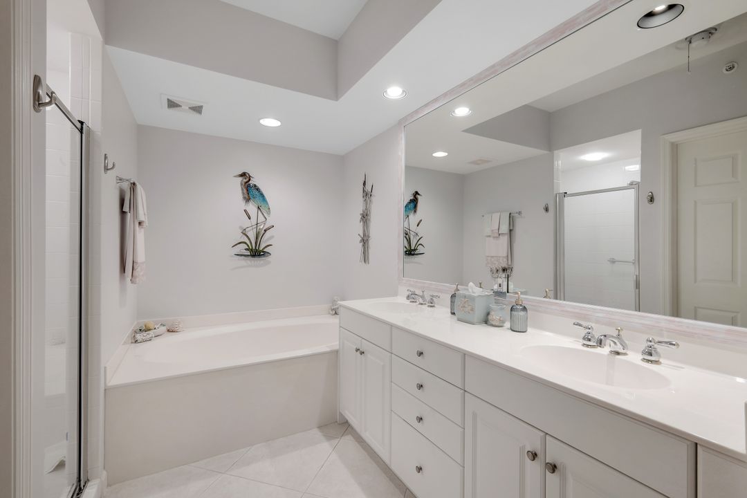 315 Dunes Blvd #204, Naples, FL 34110