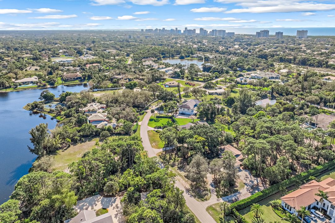 131 Cajeput Dr, Naples, FL 34108