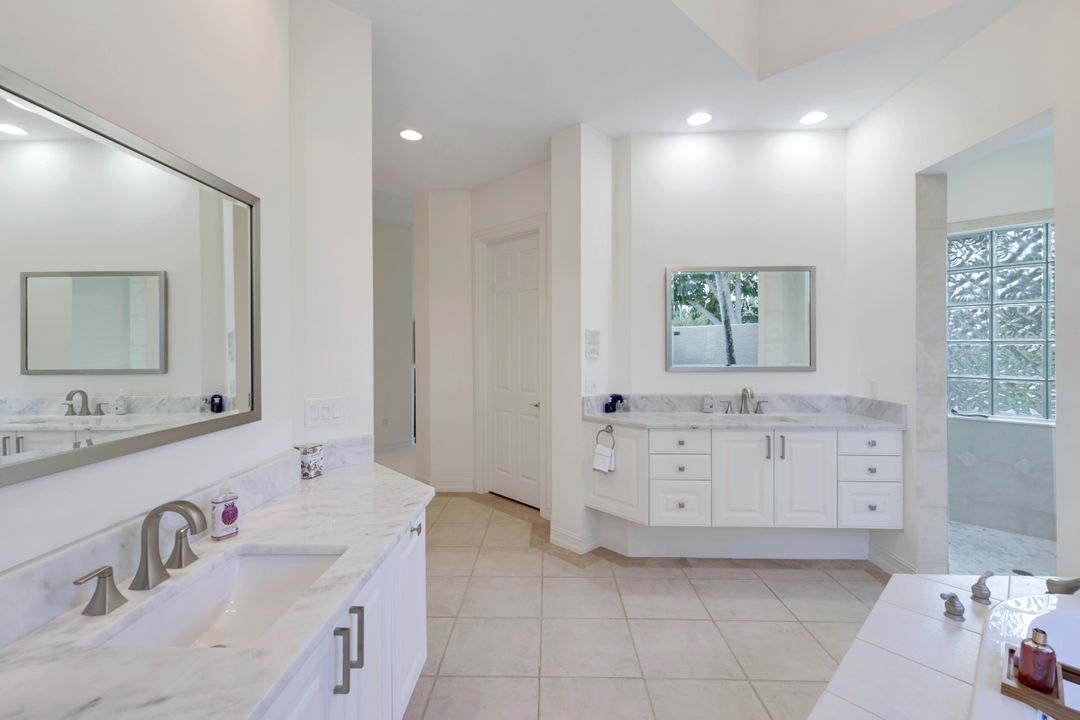 13157 Pond Apple Dr E, Naples, FL 34119