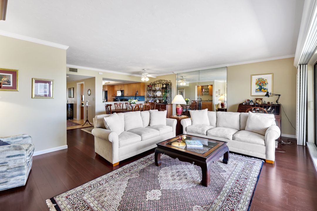 6300 Pelican Bay Blvd #PH1A, Naples, FL 34108