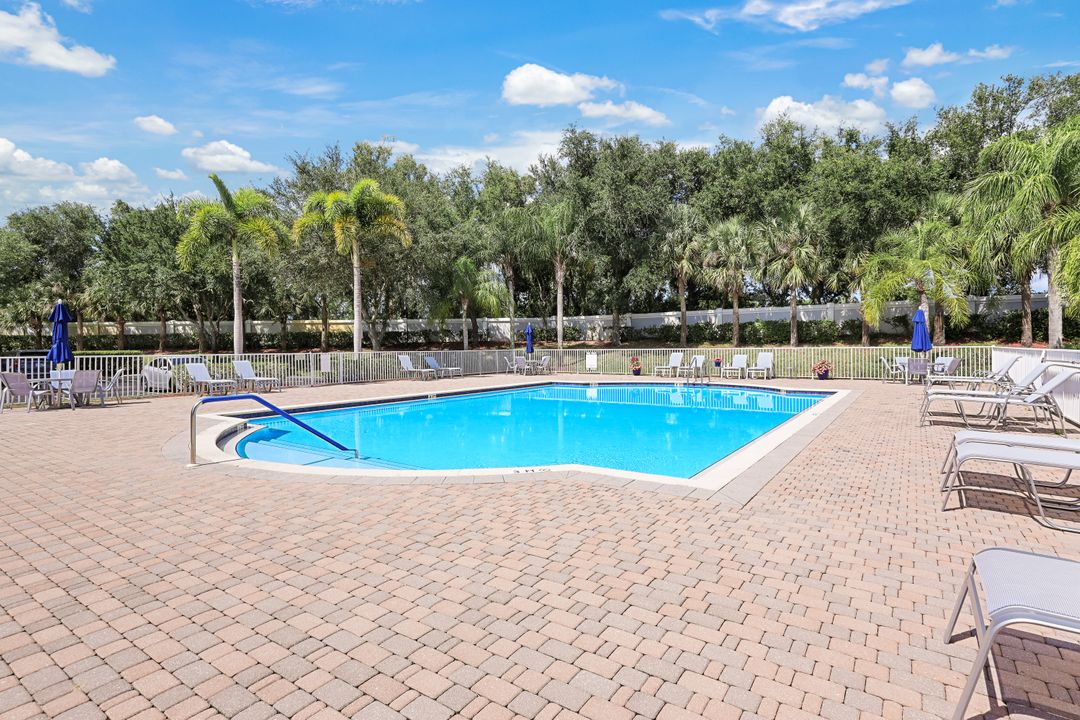 8885 Cascades Isle Blvd, Estero, FL 33928