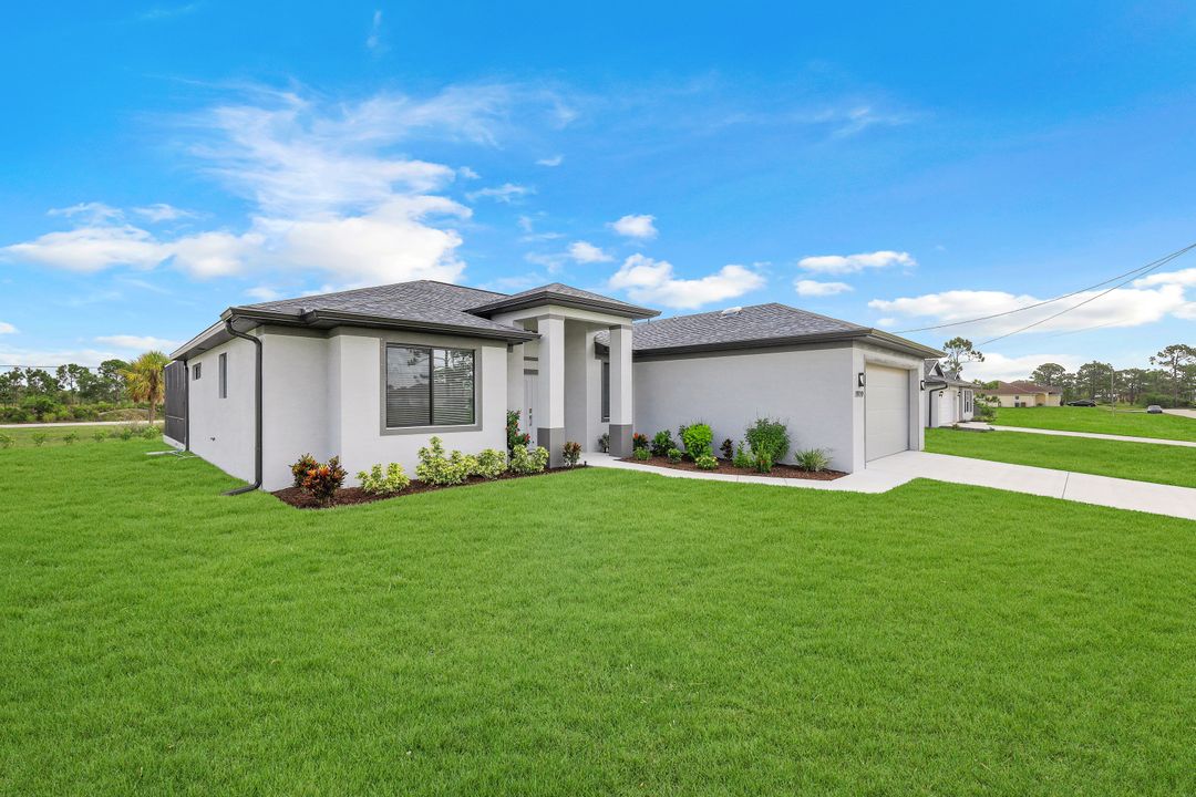 1919 NW 31st Terrace, Cape Coral, FL 33993